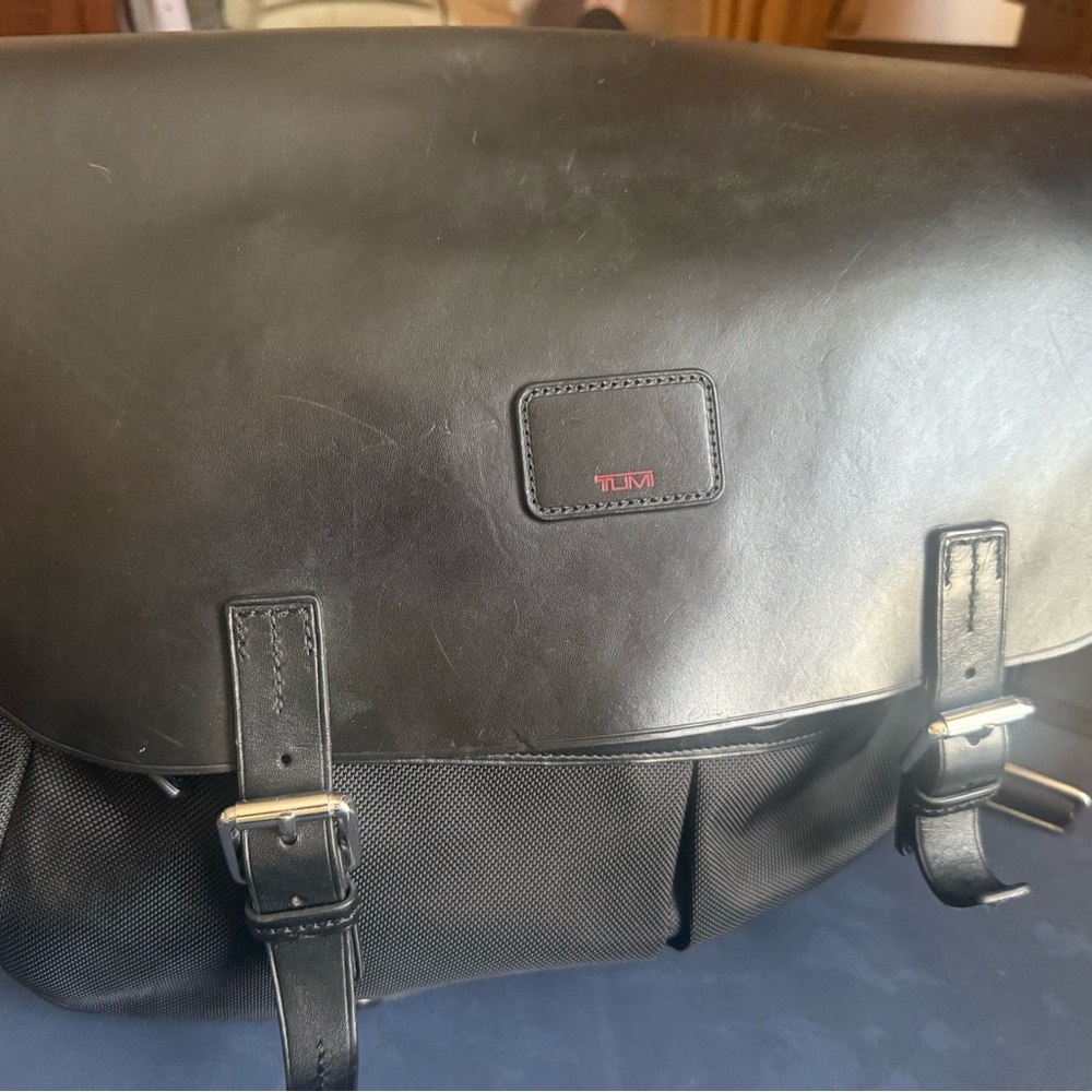 TUMI Black Leather Messenger Bag